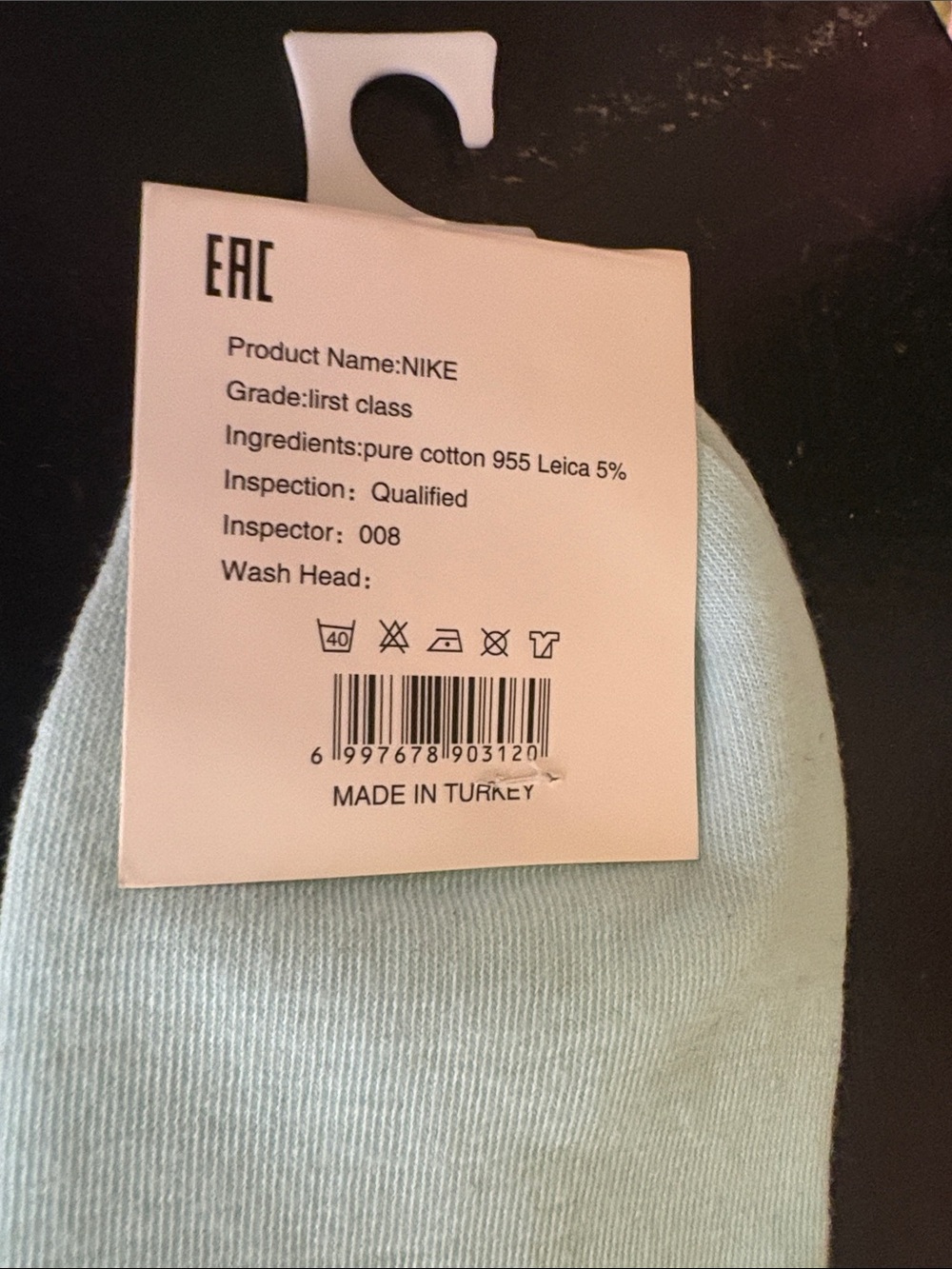 Nike Men’s Mint Green Ankle Socks with Blue Swoosh and Lilac Cuff - Picture 3 of 3